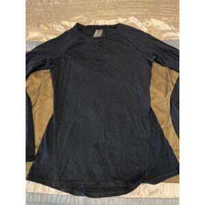 Shape black athletic top Size Small (S)